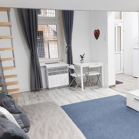 בודפשט Oriental Apartment Near Gozsdu Udvar מראה חיצוני תמונה