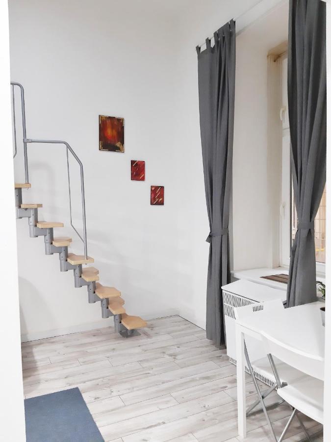 בודפשט Oriental Apartment Near Gozsdu Udvar מראה חיצוני תמונה