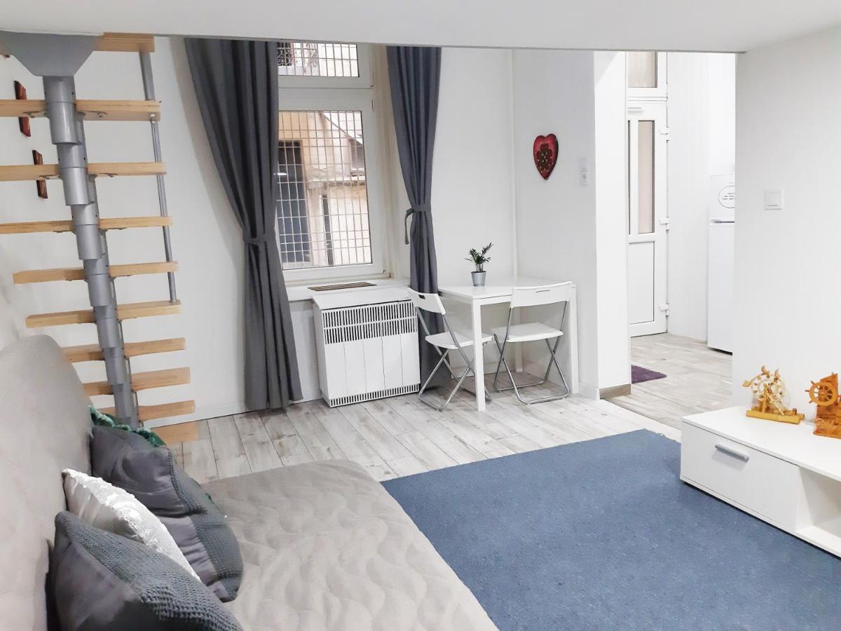 בודפשט Oriental Apartment Near Gozsdu Udvar מראה חיצוני תמונה